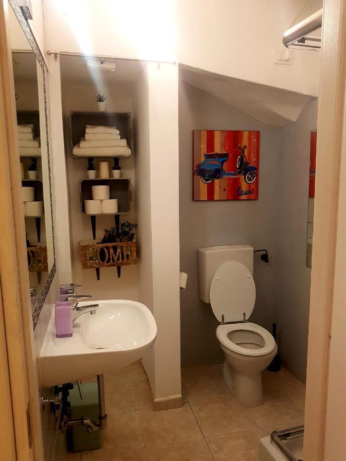 Stella Apartment Genoa Luaran gambar
